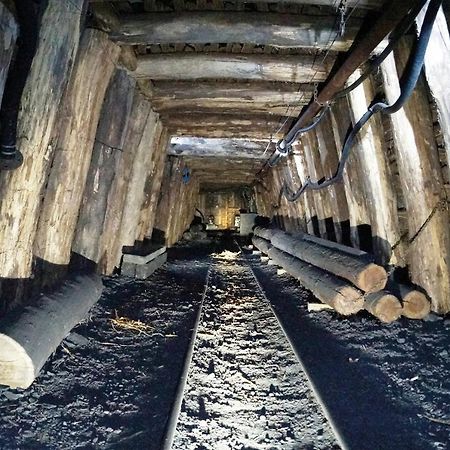 La Machine Sous Toit Apartment Bagian luar foto
