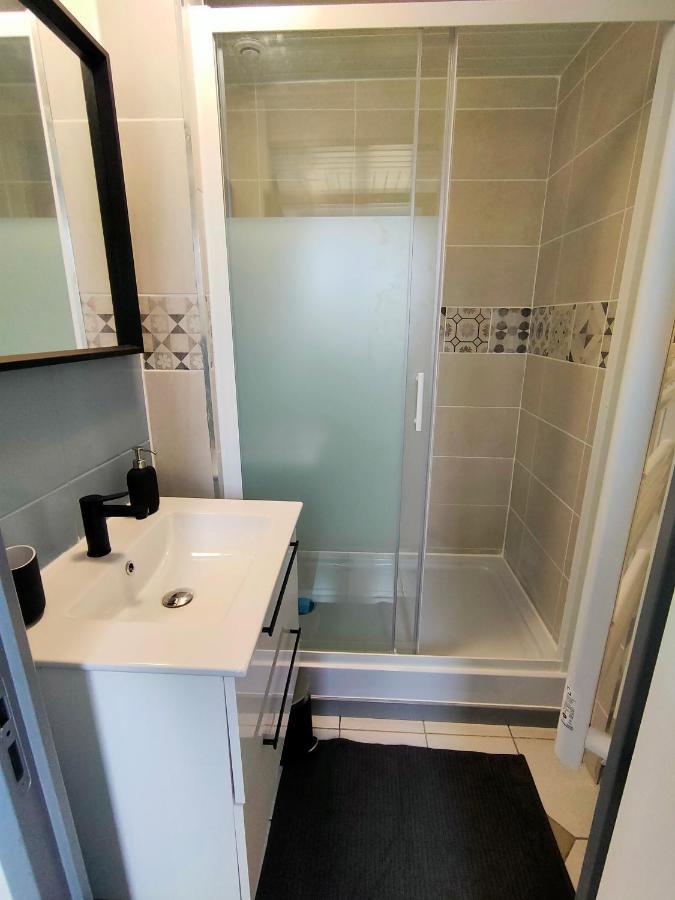 La Machine Sous Toit Apartment Bagian luar foto